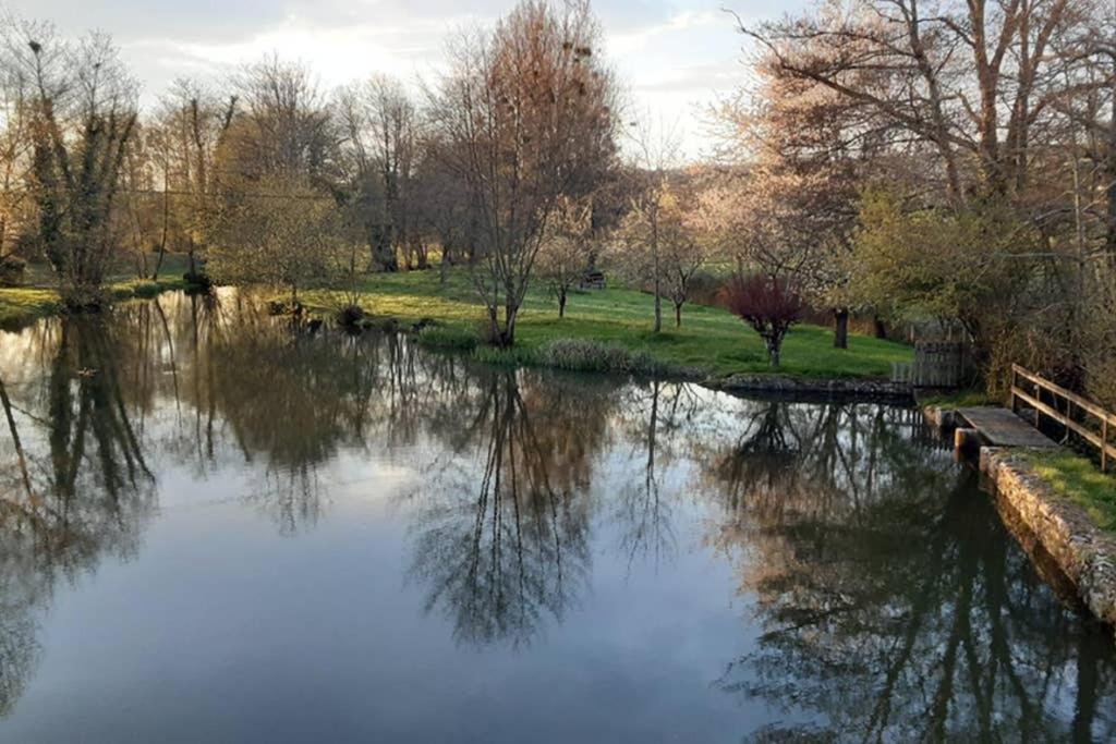 Gite Moulin De Lausseignan Barbaste Buitenkant foto